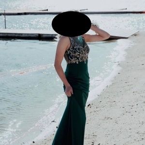 Ed Young emerald green prom dress with beadwork and sequin. SZ small